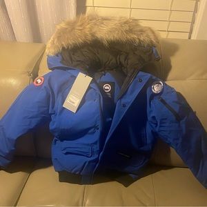 NEW w Tags Canada, goose Youth size large